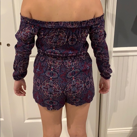 Patterned Romper - Picture 2 of 2